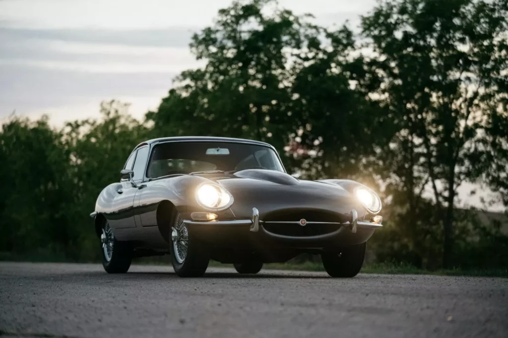Este bello Jaguar E-Type funciona a pilas 18 Motor16 1975 Jaguar E Type EV Moment 14 Motor16