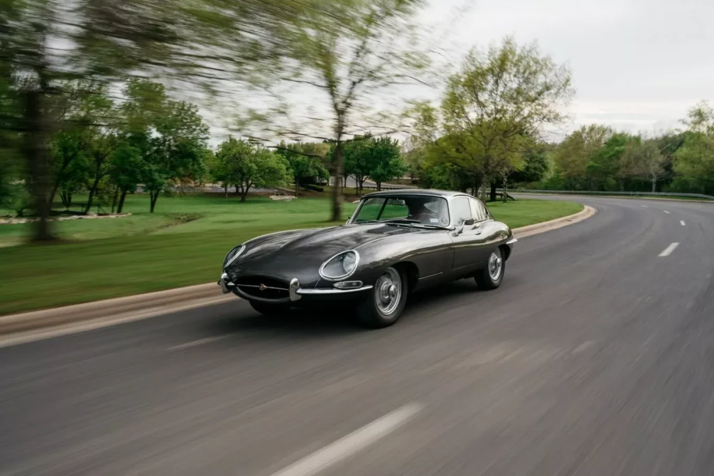 Este bello Jaguar E-Type funciona a pilas 6 Motor16 1975 Jaguar E Type EV Moment 2 Motor16