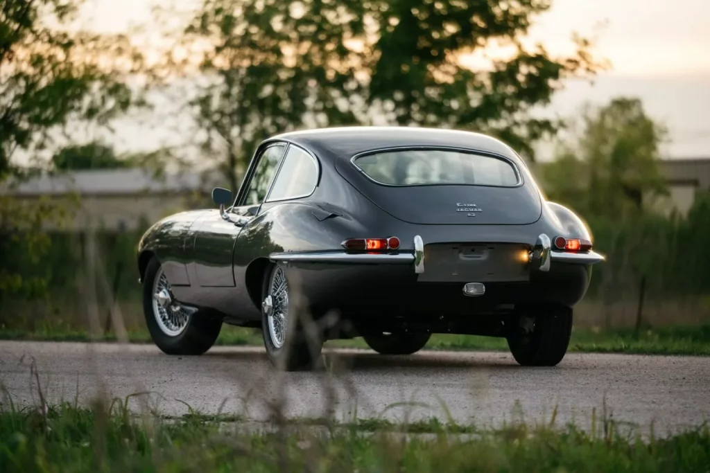 Este bello Jaguar E-Type funciona a pilas 24 Motor16 1975 Jaguar E Type EV Moment 20 Motor16