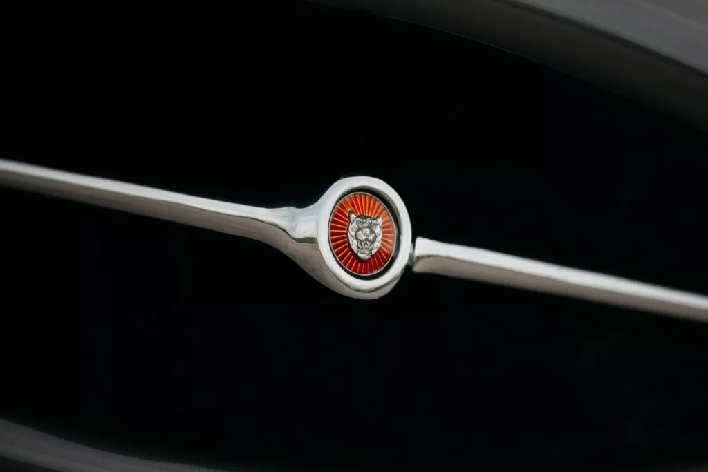 Este bello Jaguar E-Type funciona a pilas 28 Motor16 1975 Jaguar E Type EV Moment 24 Motor16