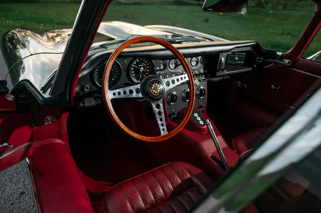 Este bello Jaguar E-Type funciona a pilas 32 Motor16 1975 Jaguar E Type EV Moment 28 Motor16