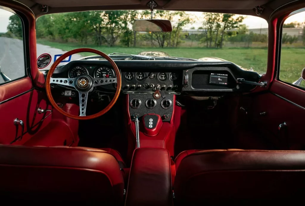 Este bello Jaguar E-Type funciona a pilas 34 Motor16 1975 Jaguar E Type EV Moment 30 Motor16