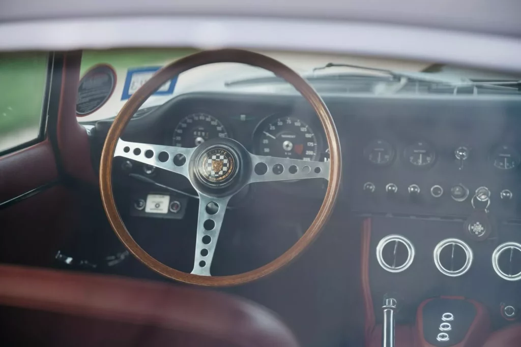 1964 Jaguar E-Type EV. Moment. Imagen interior.