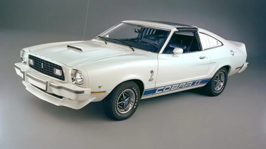 1976 Gen2 Ford Mustang II cobra LOW Motor16