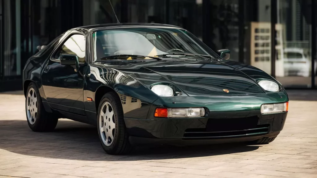 1989 Porsche 928 Club Sport Broad Arrow 8 Motor16