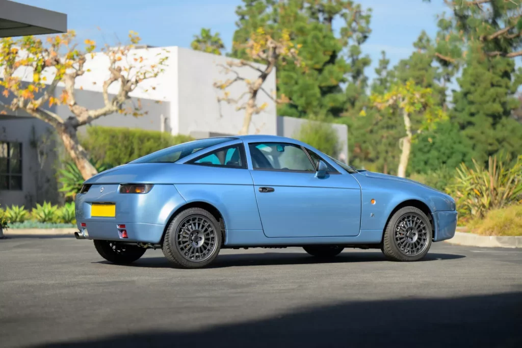 Lancia Hyena Zagato: El único que circula por Estados Unidos se vende 1 Motor16 1992 Lancia Hyena Zagato. RM Sotheby's. Imagen trasera.