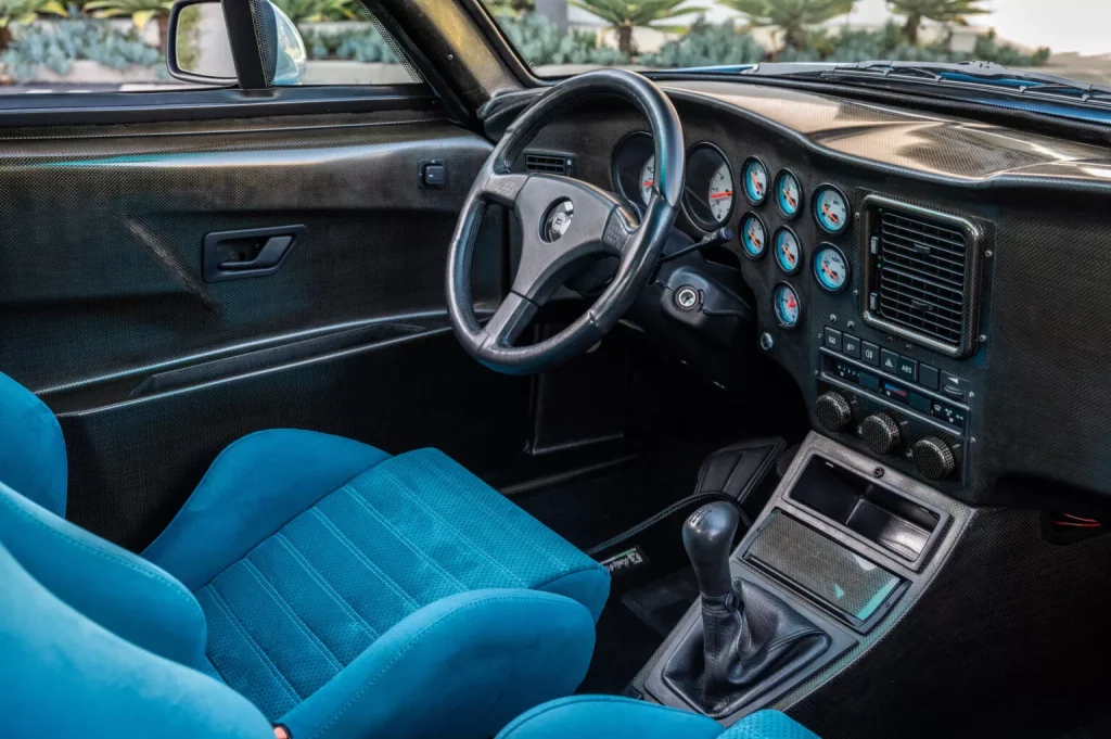 1992 Lancia Hyena Zagato. RM Sotheby's. Imagen interior.