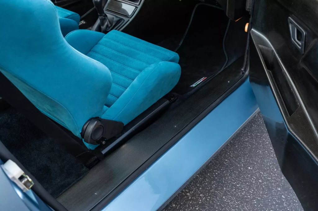 Lancia Hyena Zagato: El único que circula por Estados Unidos se vende 31 Motor16 1992 Lancia Hyena Zagato RM Sothebys 27 Motor16