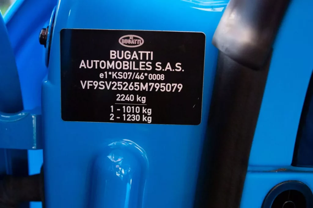 2014 Bugatti Veyron Grand Sport Vitesse Transformers Sothebys 22 Motor16
