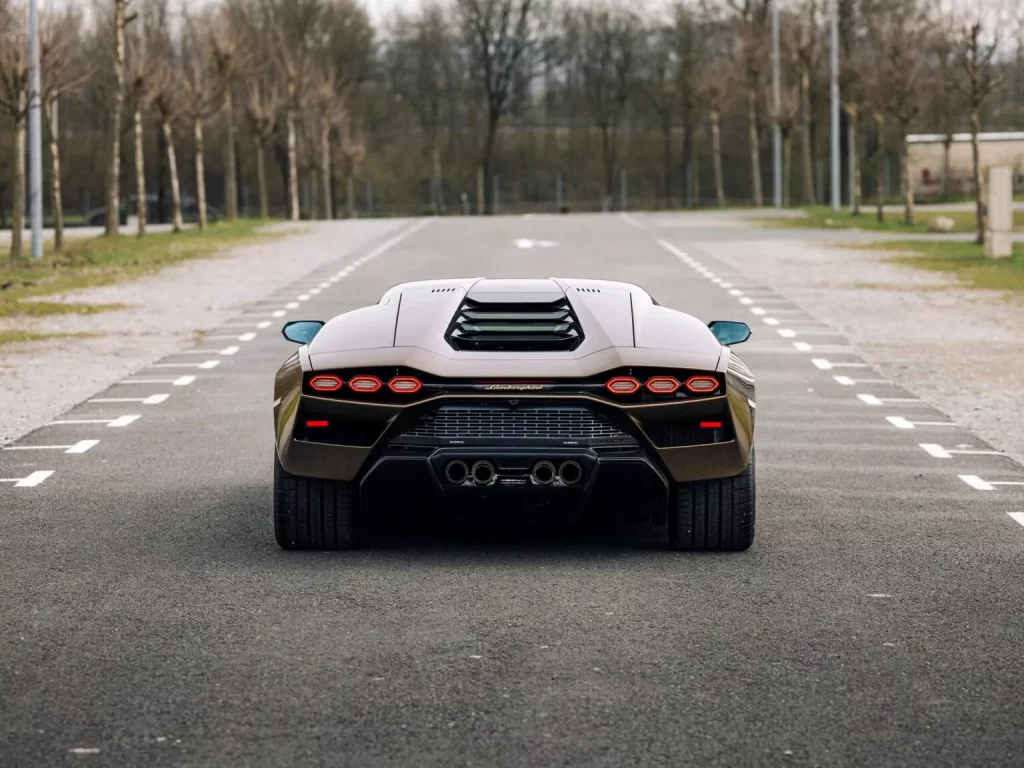 2022 Lamborghini Countach LPI 800 4 Luci De Bosco RM Sothebys 9 Motor16