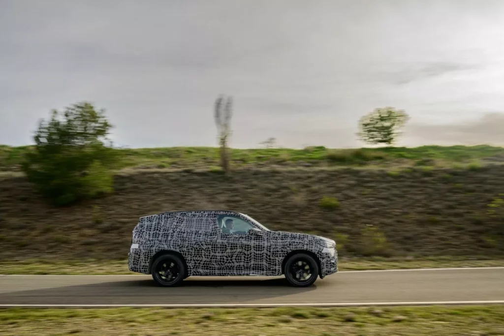 2024 BMW X3 Teaser 28 Motor16