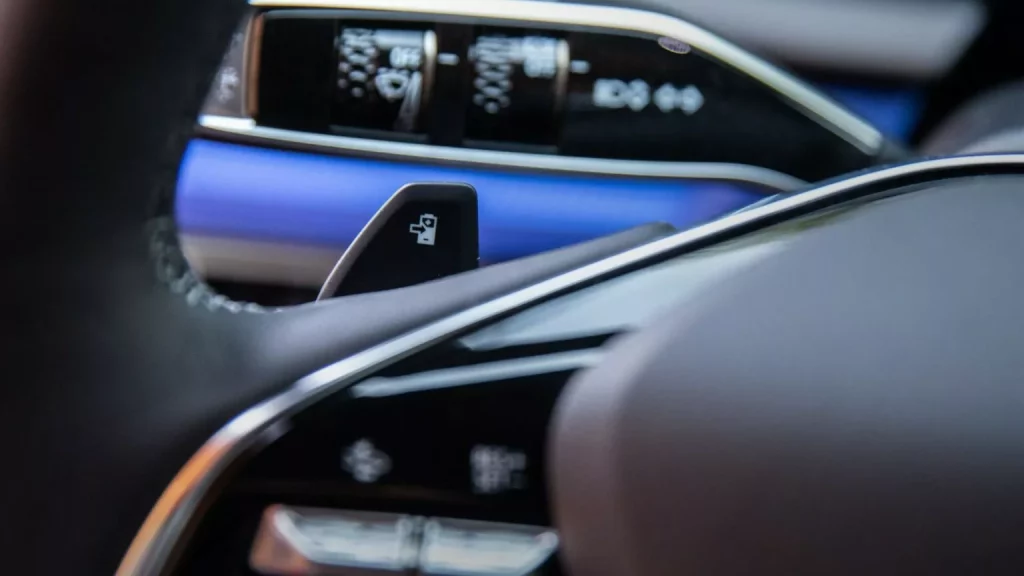 Cadillac Optiq: El SUV eléctrico de acceso a esta marca premium 15 Motor16 2024 Cadillac Optiq China 4 Motor16