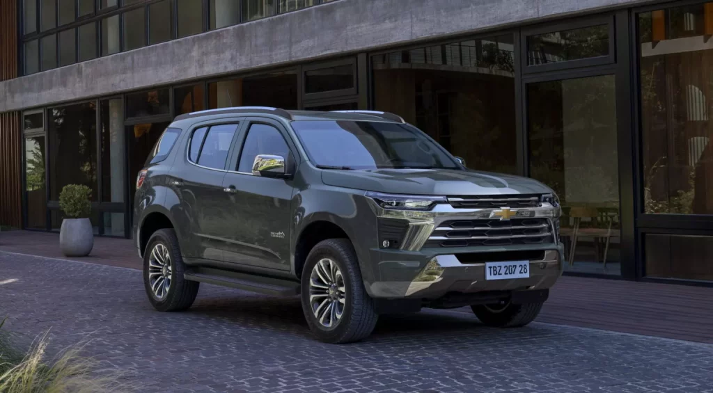 2024 Chevrolet Trailblazer Brasil. Imagen delantera.