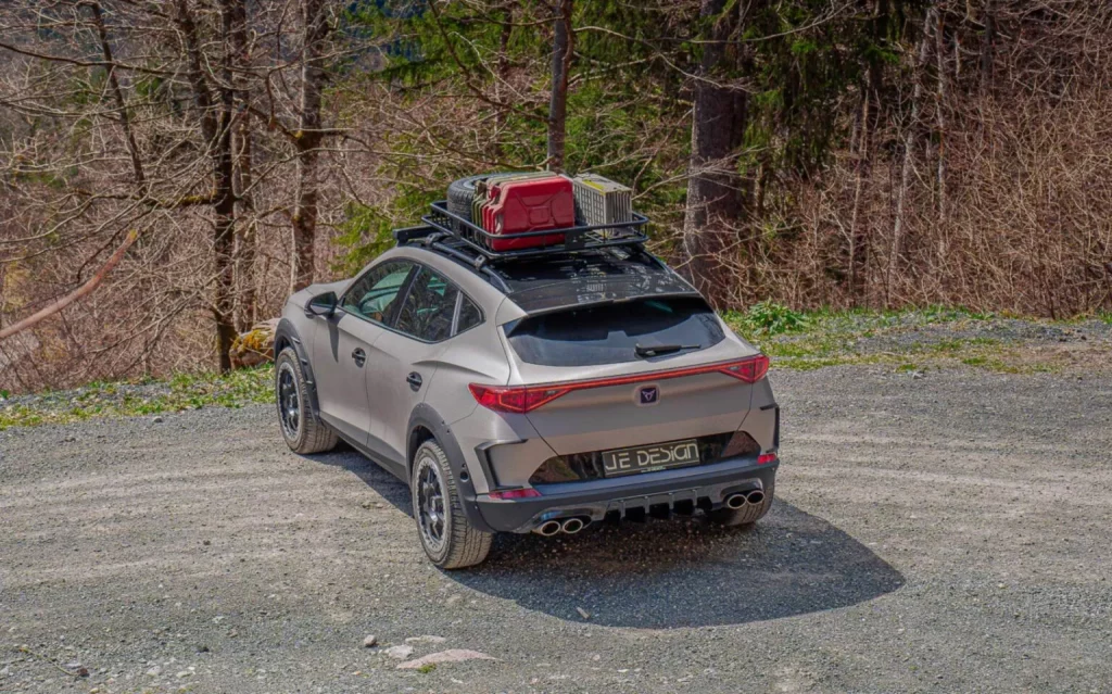 El Cupra Formentor que soñaba ser Huracán Sterrato o 911 Dakar 2 Motor16 2024 Cupra Formentor All-Terrain. JE Design. Imagen trasera.