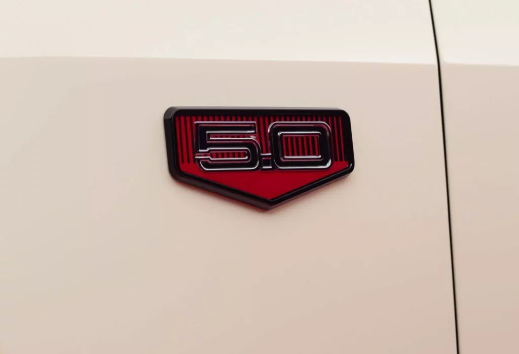 Aire retro para el Ford Mustang de los 60 años 22 Motor16 2024 Ford Mustang 60th Anniversary 14 Motor16