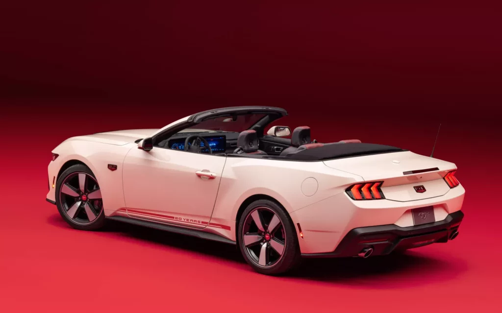 Aire retro para el Ford Mustang de los 60 años 14 Motor16 2024 Ford Mustang 60th Anniversary 6 Motor16