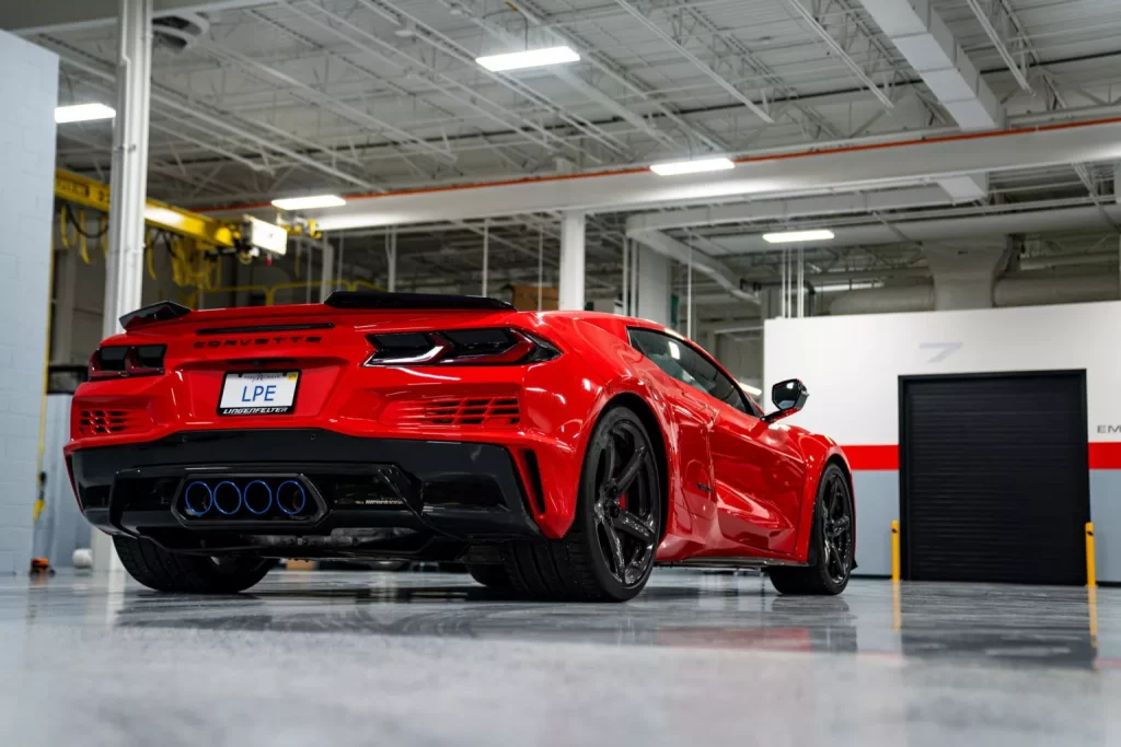 El primer Corvette electrificado, ahora también sobrealimentado 21 Motor16 2024 Lingenfelter Supercharged Corvette E Ray 18 Motor16