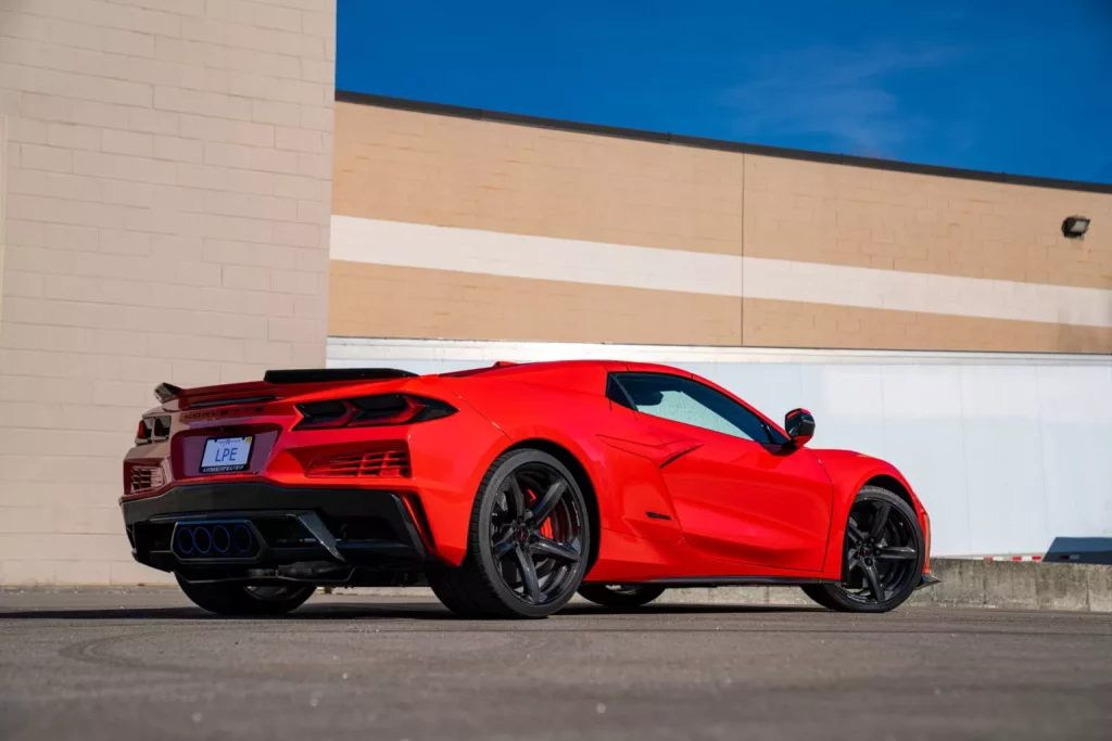 El primer Corvette electrificado, ahora también sobrealimentado 23 Motor16 2024 Lingenfelter Supercharged Corvette E Ray 20 Motor16