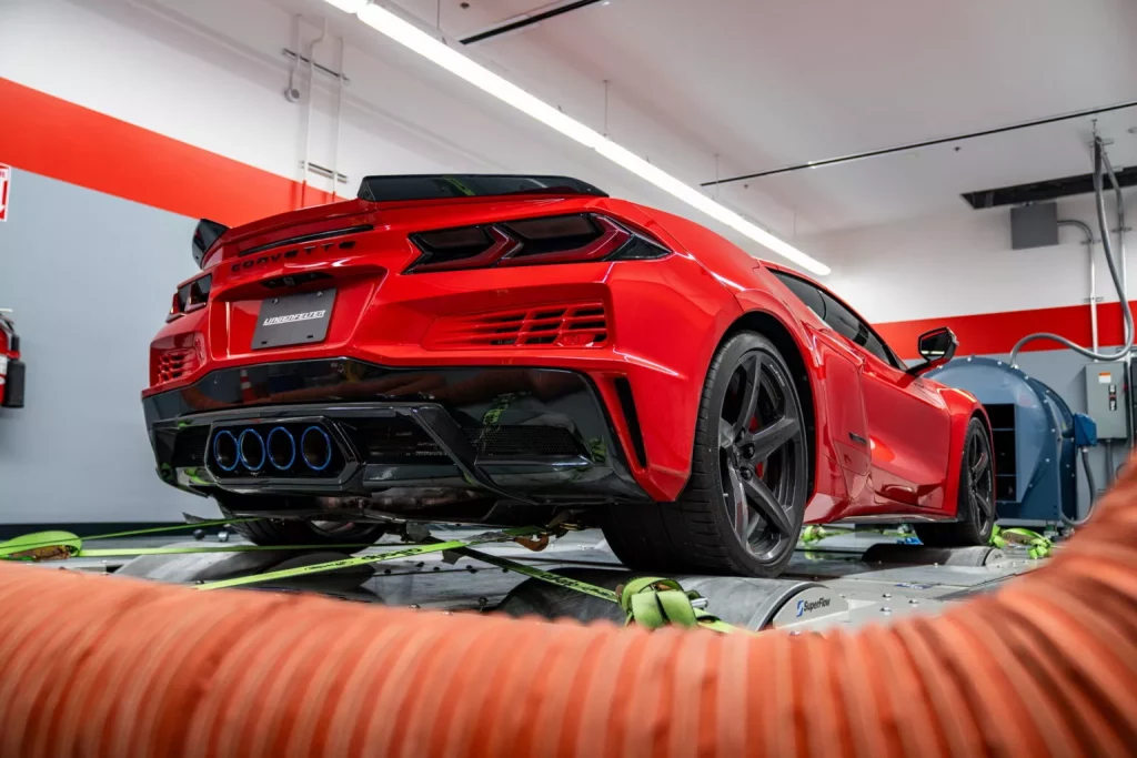 El primer Corvette electrificado, ahora también sobrealimentado 11 Motor16 2024 Lingenfelter Supercharged Corvette E Ray 8 Motor16