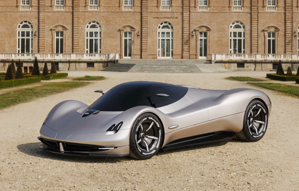 Pagani Alisea: El futuro de la marca hurga en su pasado 12 Motor16 2024 Pagani Alisea IED Torino 10 Motor16