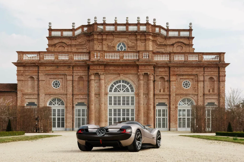 Pagani Alisea: El futuro de la marca hurga en su pasado 15 Motor16 2024 Pagani Alisea IED Torino 13 Motor16