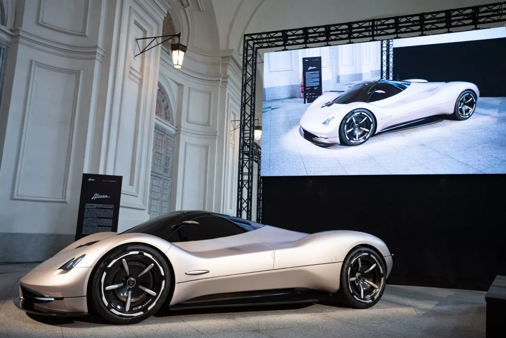 Pagani Alisea: El futuro de la marca hurga en su pasado 8 Motor16 2024 Pagani Alisea IED Torino 6 Motor16