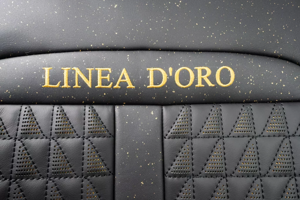 2024 Rolls Royce Cullinan Mansory Linea Doro 21 Motor16