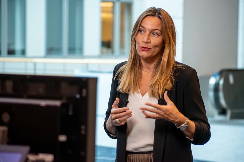 Hasta los eurodiputados lo tienen claro: 'España está peor que Europa en puntos de recarga' 1 Motor16 2024 Susana Solís. Eurodiputada. Puntos de recarga. Imagen.