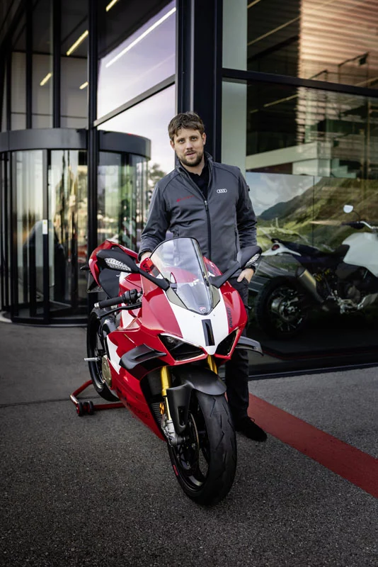 AUDI ETRON GT DUCATI PANIGALE 17 Motor16