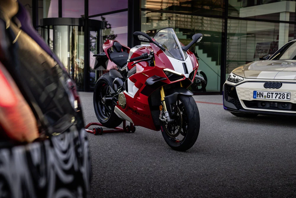 AUDI ETRON GT DUCATI PANIGALE 23 Motor16