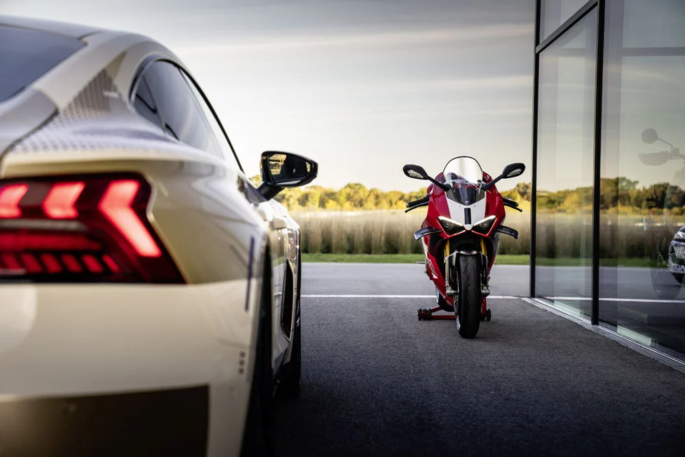 AUDI ETRON GT DUCATI PANIGALE 28 Motor16