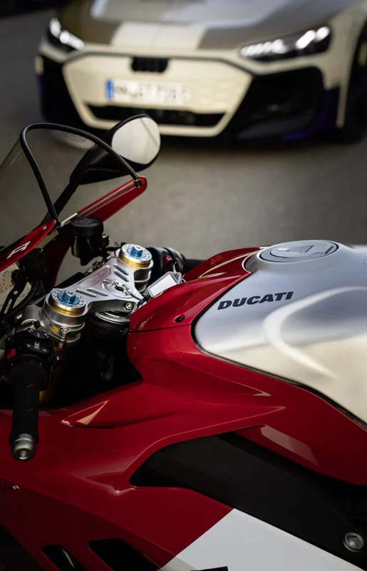 AUDI ETRON GT DUCATI PANIGALE 39 Motor16