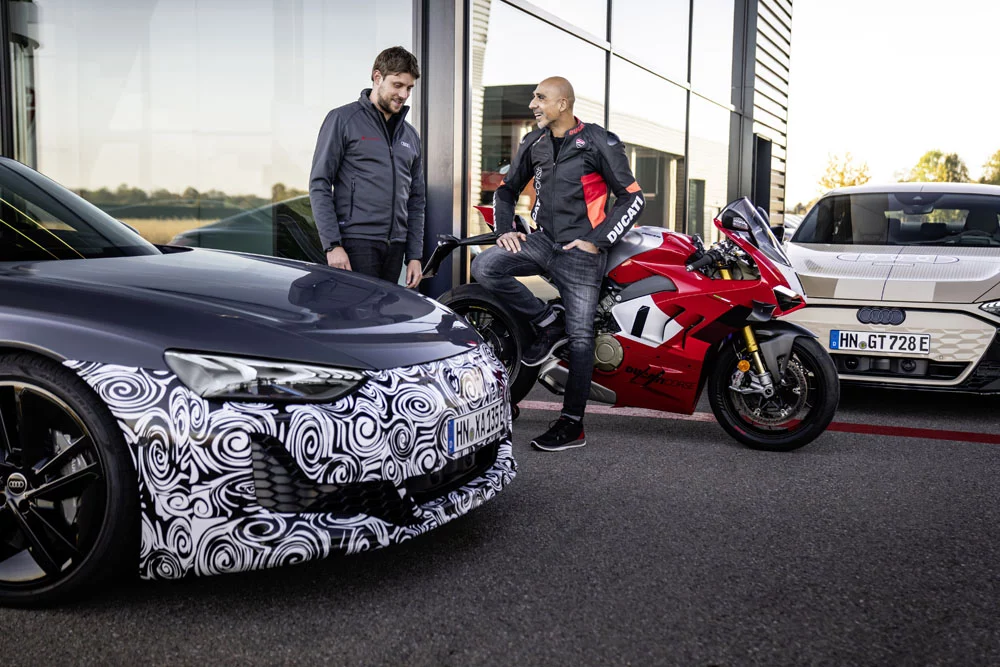 AUDI ETRON GT DUCATI PANIGALE 4 Motor16