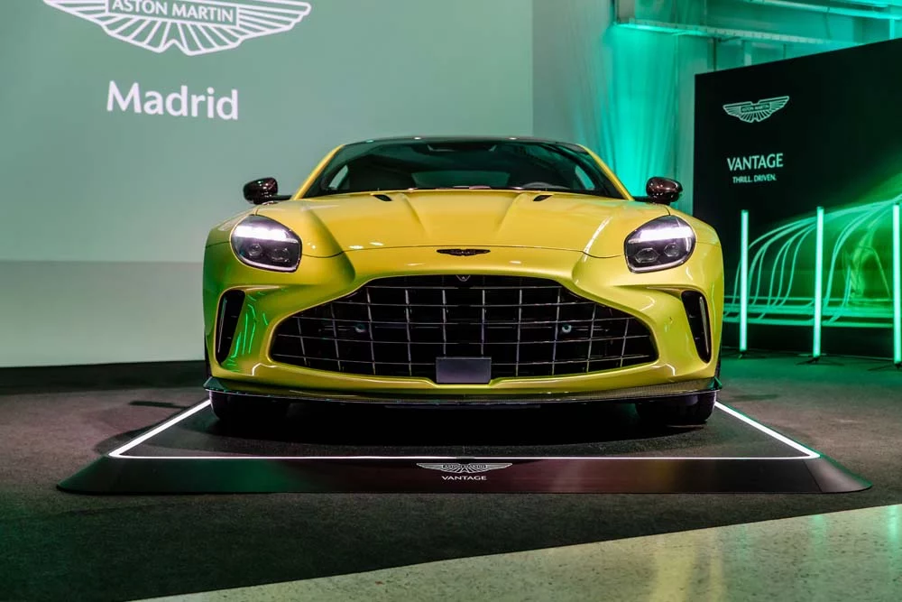 Aston Martin Vantage 2024