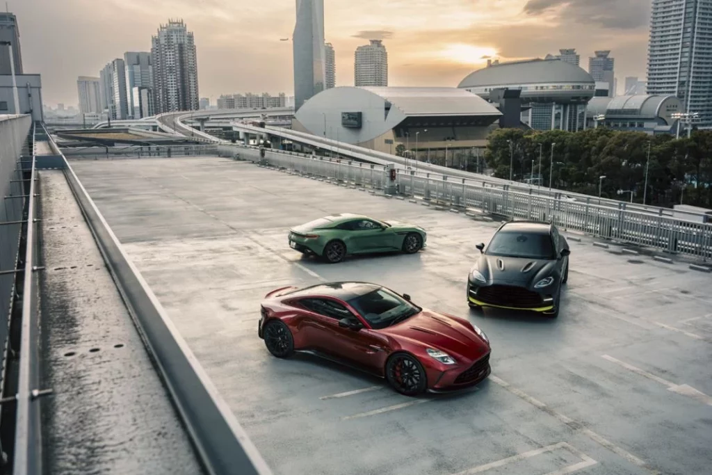 Aston Martin in Tokyo Motor16