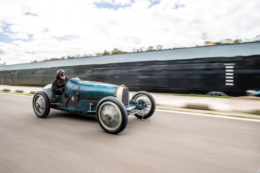 BUGATTI Type 35 7 Motor16