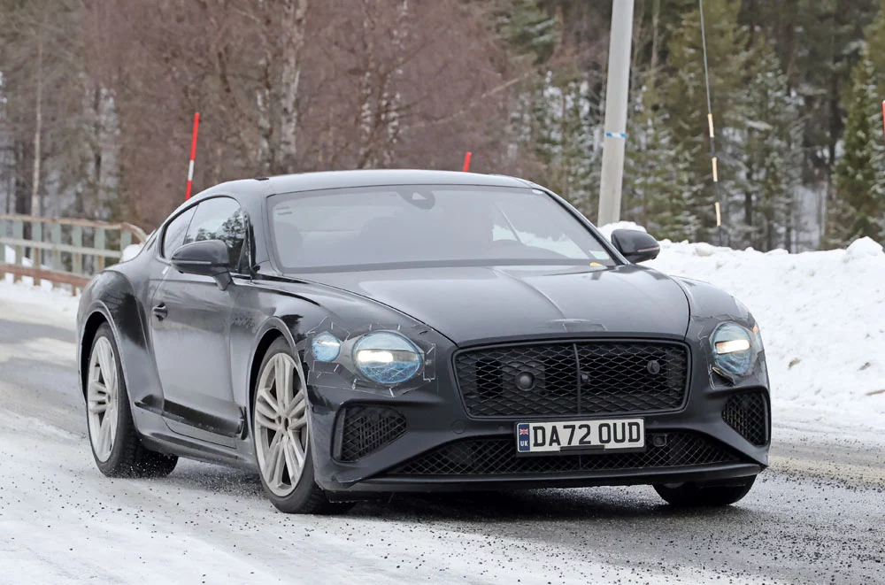 Bentley se pasa del W12 al V8 híbrido enchufable 4 Motor16 Bentley Conti GT V8 PHEV 1 Motor16