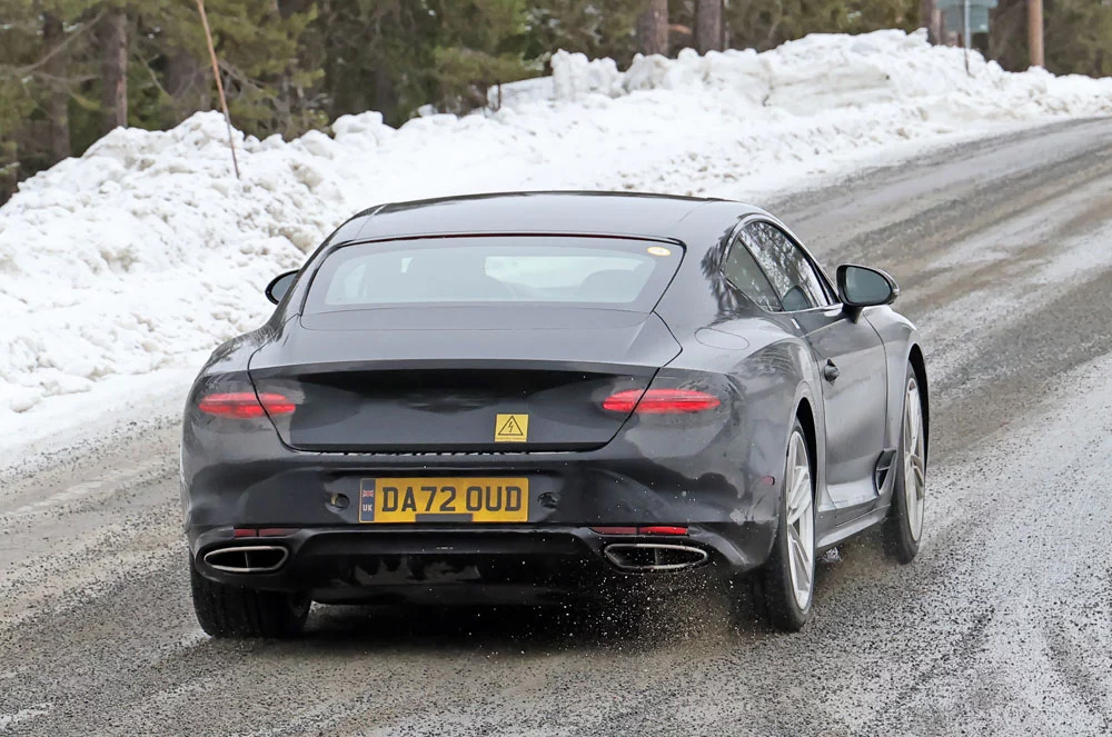 Bentley se pasa del W12 al V8 híbrido enchufable 14 Motor16 Bentley Conti GT V8 PHEV 11 Motor16