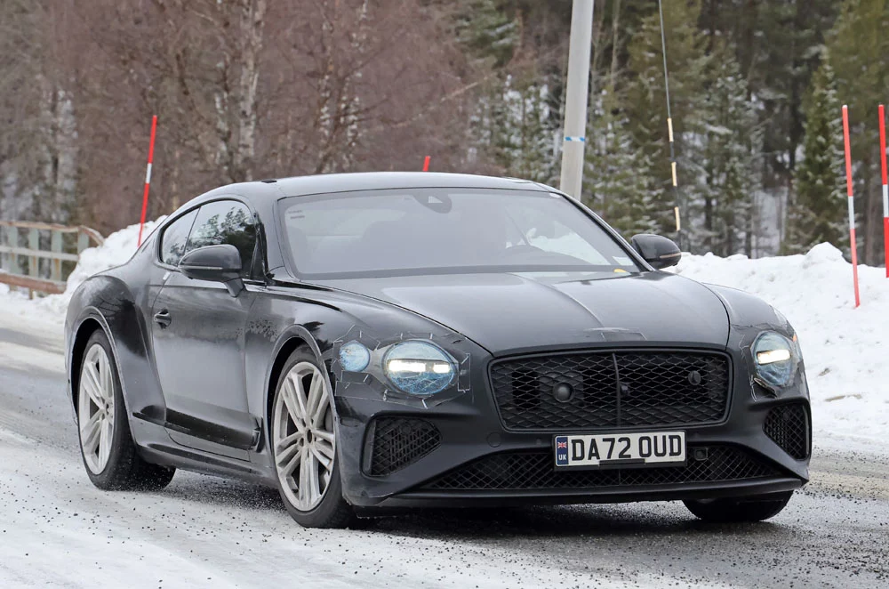 Bentley se pasa del W12 al V8 híbrido enchufable 5 Motor16 Bentley Conti GT V8 PHEV 2 Motor16