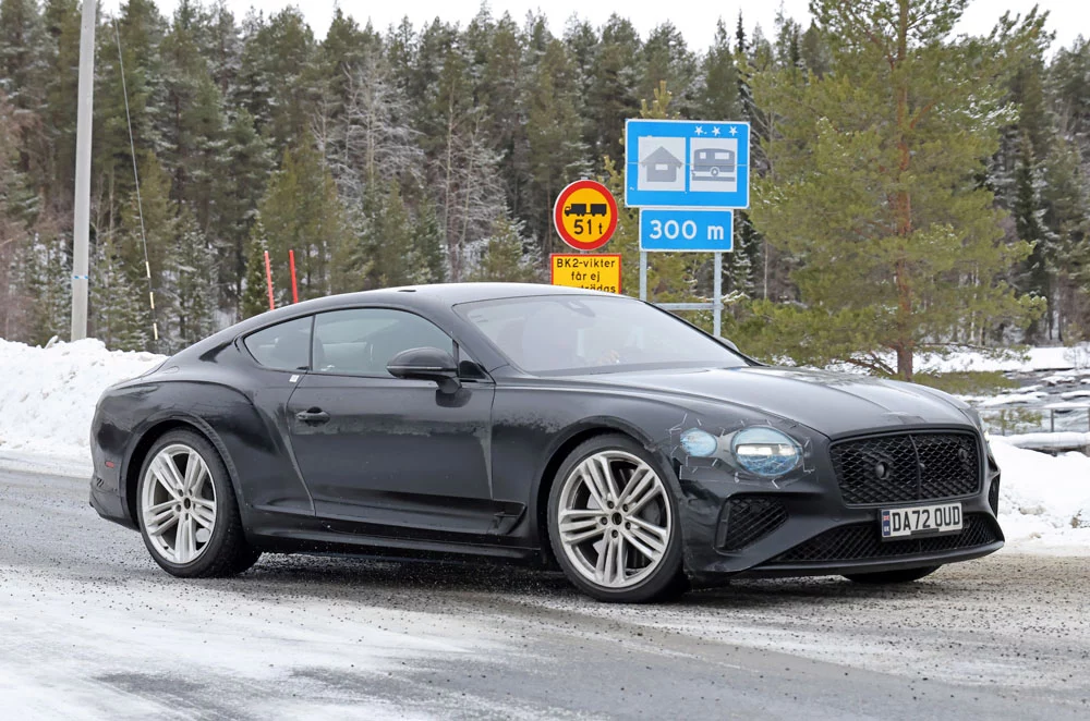 Bentley se pasa del W12 al V8 híbrido enchufable 6 Motor16 Bentley Conti GT V8 PHEV 3 Motor16