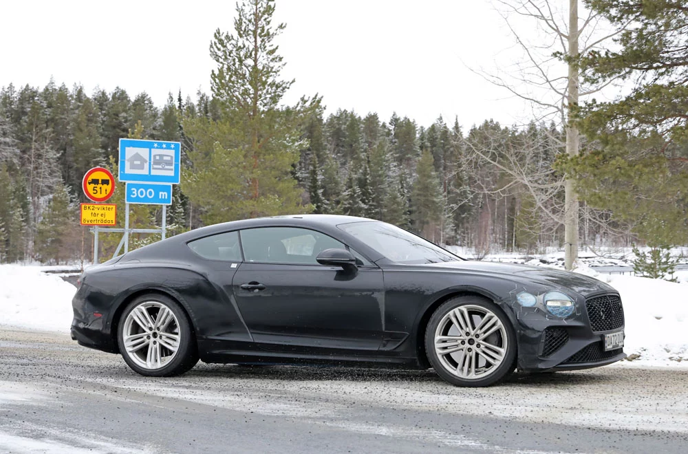 Bentley se pasa del W12 al V8 híbrido enchufable 1 Motor16 Bentley Conti GT V8 PHEV 4 Motor16