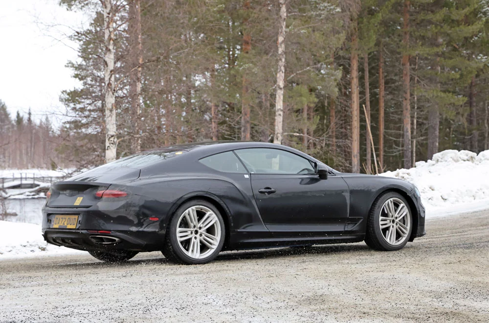 Bentley se pasa del W12 al V8 híbrido enchufable 9 Motor16 Bentley Conti GT V8 PHEV 6 Motor16