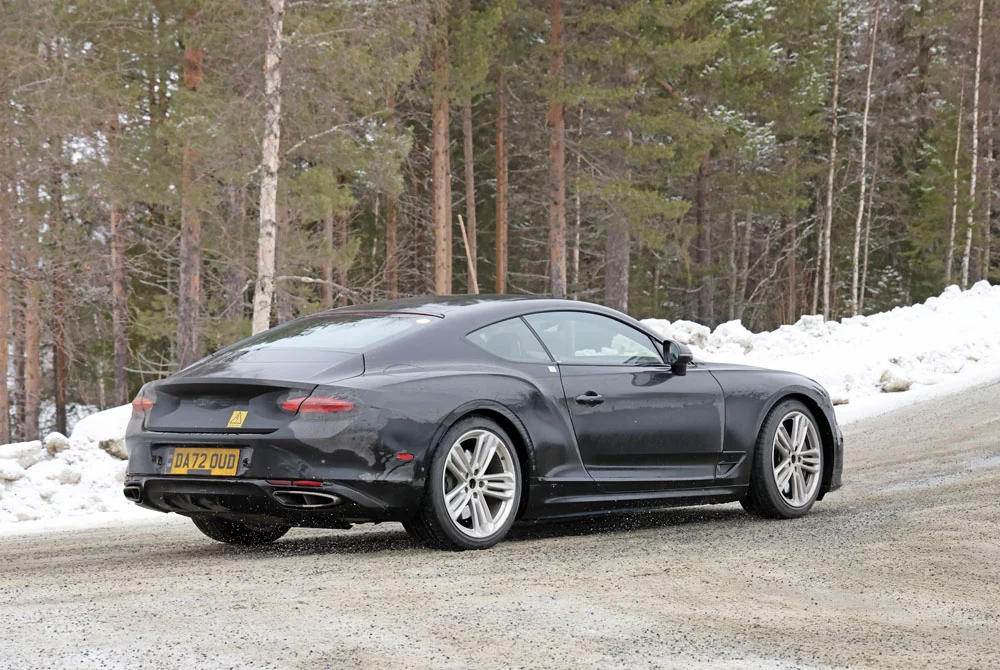 Bentley se pasa del W12 al V8 híbrido enchufable 10 Motor16 Bentley Conti GT V8 PHEV 7 Motor16