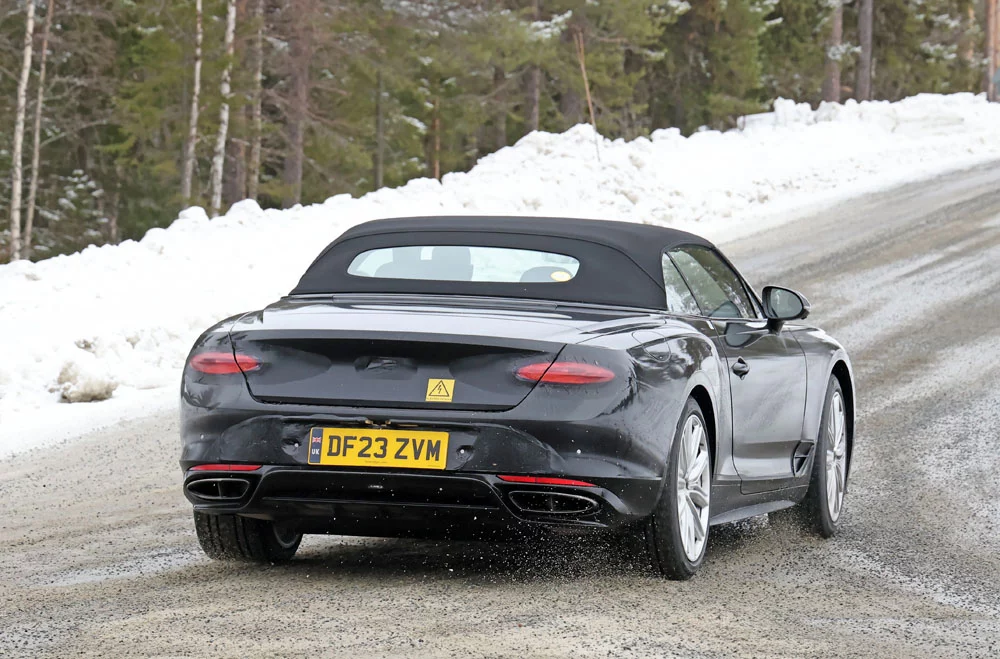 Bentley se pasa del W12 al V8 híbrido enchufable 24 Motor16 Bentley Conti GTC V8 PHEV 9 Motor16
