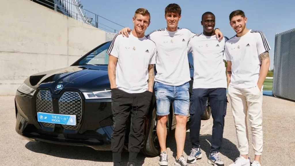 El coche que le espera a Endrick cuando se sume al Real Madrid 1 Motor16 ¿Cuáles son los coches que podría recibir Endrick en el Real Madrid?