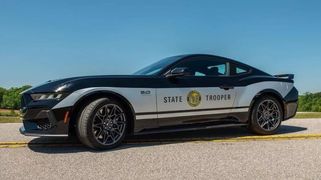 ¿Qué otro detalle traen los Mustang que conducirán los policías de Carolina del Norte?