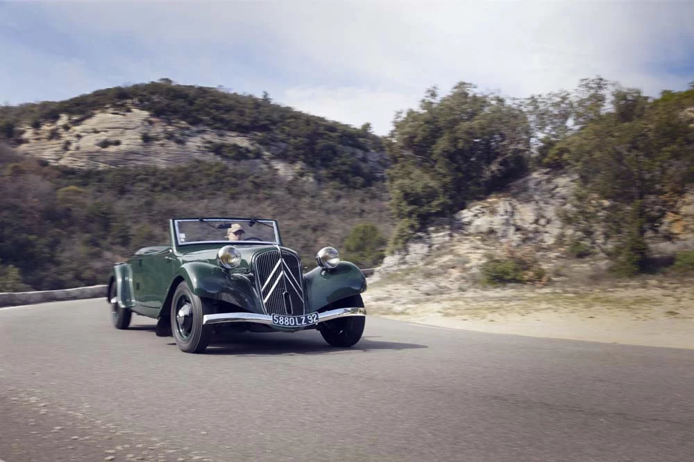 El Citroën de las 100 patentes cumple 90 años 3 Motor16 Citroën Traction Avant