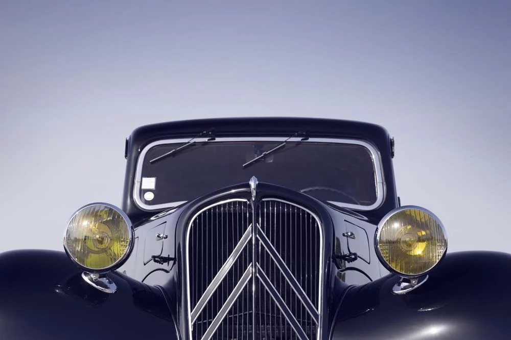 El Citroën de las 100 patentes cumple 90 años 26 Motor16 Citroen Traction Avant 21 Motor16