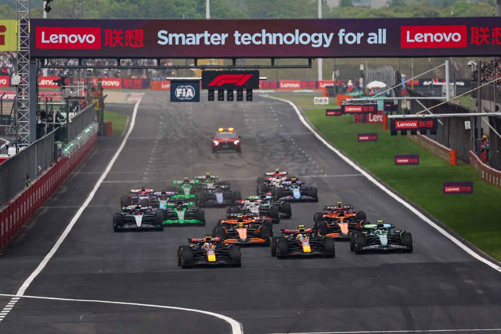 Cuando Max Verstappen entra en otra dimensión, muy mal asunto para la Fórmula 1 14 Motor16 Motor16