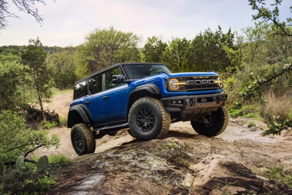 Ford Bronco Raptor Black Appearance Package 3 Motor16